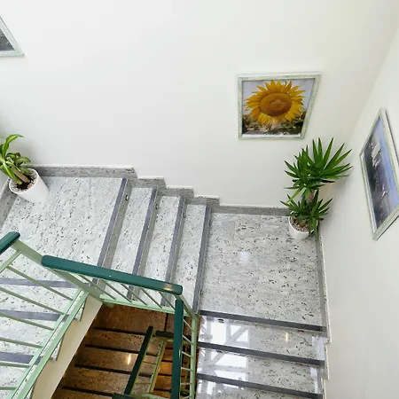 Aralso Aparthotel 4*