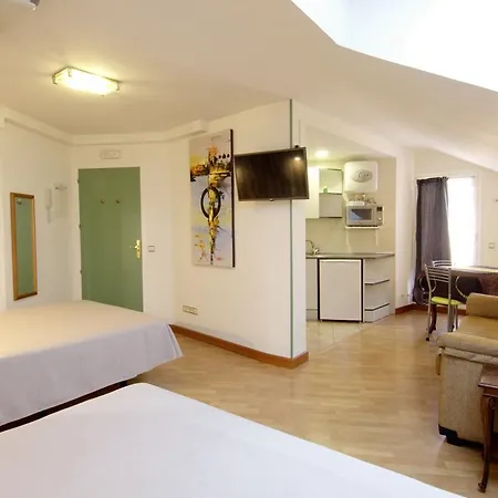 Aparthotel Aralso 4*