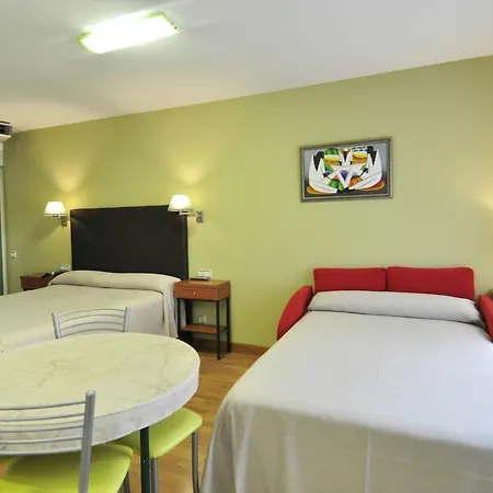 Aralso Aparthotel Segovia